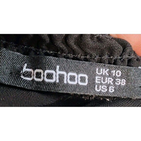 Boohoo Women's‎ High Neck Ruffled Sheer Blouse With Lining, Size 6 - Picture 4 of 5